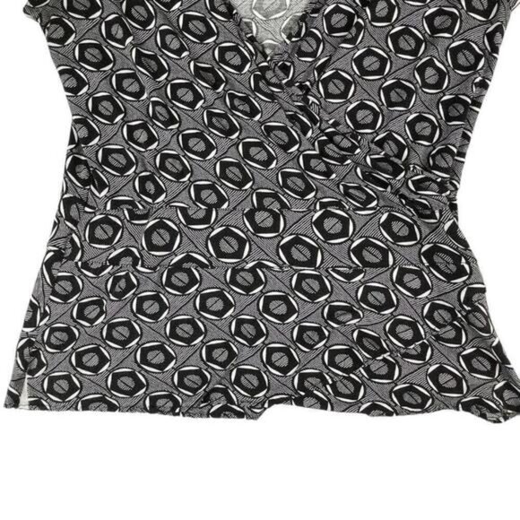 H&M Blouse Top Womens Large Black Geometric Print Crossover V Neck Y2K Pullover - Picture 6 of 10